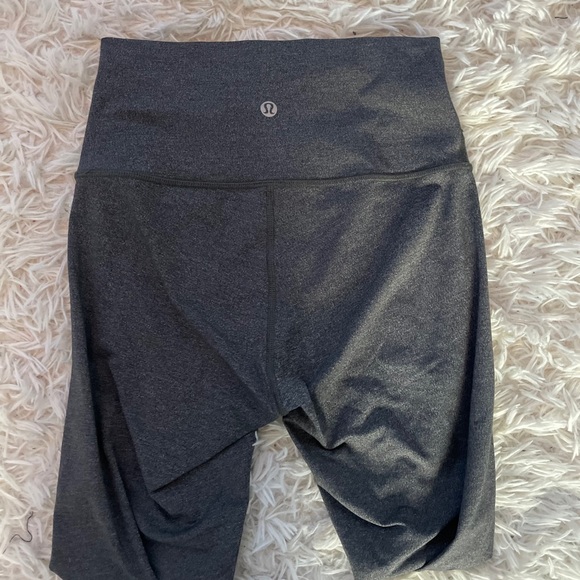 Lululemon grey tights - Picture 2 of 4